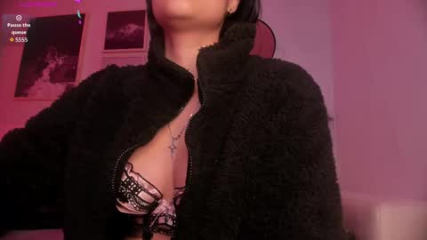 Snapshot of lara_madisson chatting on October 6, 2025, 7:28 am Lara Madisson online show from October 6, 2025, 7:28 am