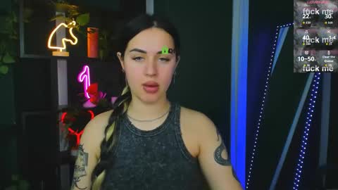 Snapshot of lara_moon1 chatting on May 19, 2026, 6:47 pm your dream online show from May 19, 2026, 6:47 pm