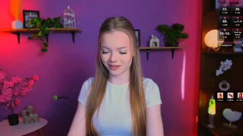 Snapshot of lara_moon1 chatting on May 27, 2026, 5:15 am your dream online show from May 27, 2026, 5:15 am