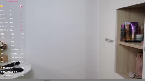 Snapshot of lara_sins chatting on February 18, 2025, 11:33 am Lara Sins online show from February 18, 2025, 11:33 am