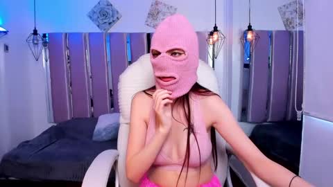 Laura online show from February 26, 2025, 6:11 pm