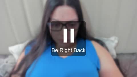 Snapshot of laracamille chatting on February 4, 2025, 5:34 pm lara online show from February 4, 2025, 5:34 pm