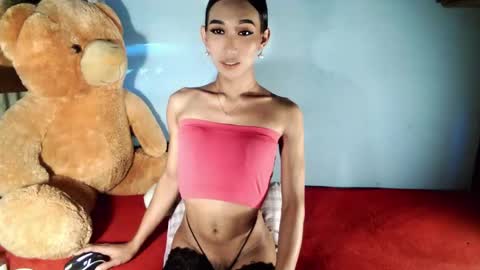 Snapshot of laradior chatting on March 10, 2026, 1:21 am laradior online show from March 10, 2026, 1:21 am