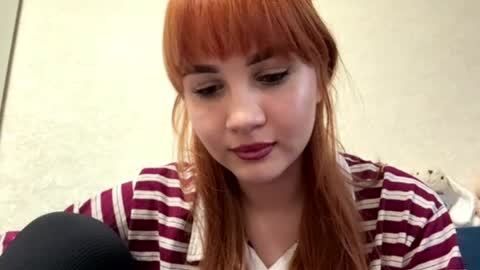 Lily online show from April 9, 2026, 8:09 am