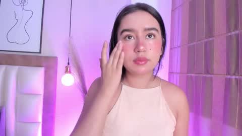  Lara Gold  online show from February 11, 2026, 9:53 pm