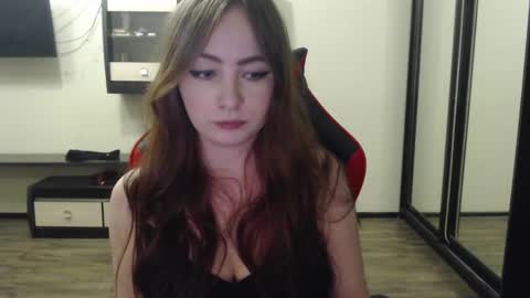 Laralianna online show from February 17, 2025, 9:52 pm