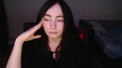 Snapshot of laralianna chatting on February 11, 2026, 9:42 pm Laralianna online show from February 11, 2026, 9:42 pm