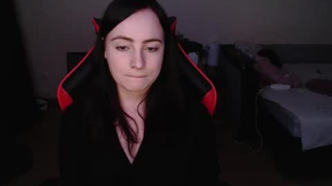 Snapshot of laralianna chatting on February 24, 2026, 7:01 pm Laralianna online show from February 24, 2026, 7:01 pm