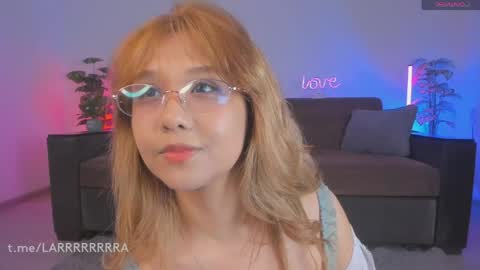 Lara online show from April 30, 2026, 8:57 pm