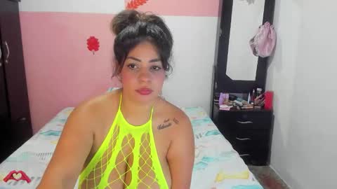 laris_park online show from October 31, 2025, 3:18 am