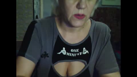 larisaq4ugo24 online show from January 31, 2025, 8:22 pm