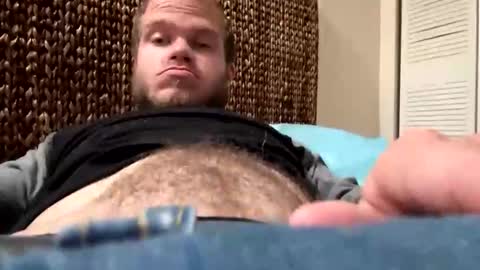 Snapshot of larry933788 chatting on November 1, 2025, 8:44 pm larry933788 online show from November 1, 2025, 8:44 pm