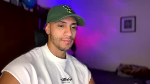 andrew online show from December 25, 2024, 4:43 pm