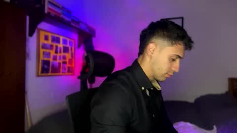 andrew online show from February 14, 2025, 10:36 pm