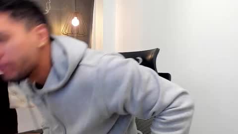 andrew online show from November 27, 2025, 1:02 pm