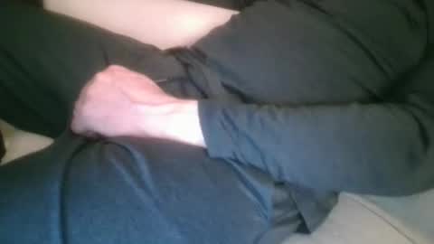 Snapshot of larryj007 chatting on April 20, 2026, 2:14 am larryj007 online show from April 20, 2026, 2:14 am