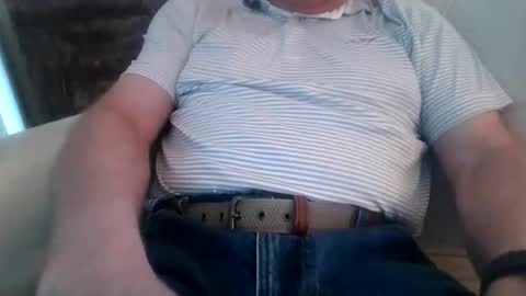 Snapshot of larryj007 chatting on July 1, 2026, 4:07 pm larryj007 online show from July 1, 2026, 4:07 pm