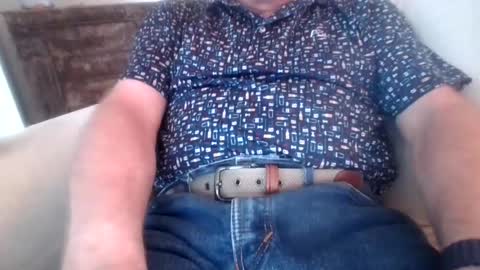 Snapshot of larryj007 chatting on July 14, 2026, 6:02 pm larryj007 online show from July 14, 2026, 6:02 pm