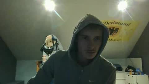 Marco online show from December 17, 2025, 6:14 pm