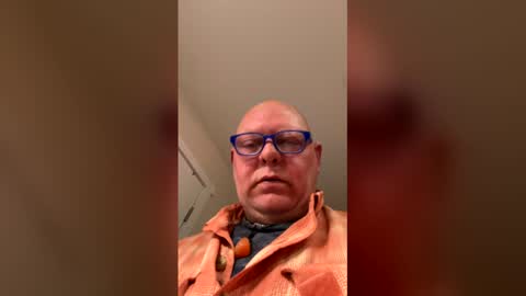 Snapshot of larsenbrent44 chatting on February 25, 2026, 6:45 am larsenbrent44 online show from February 25, 2026, 6:45 am