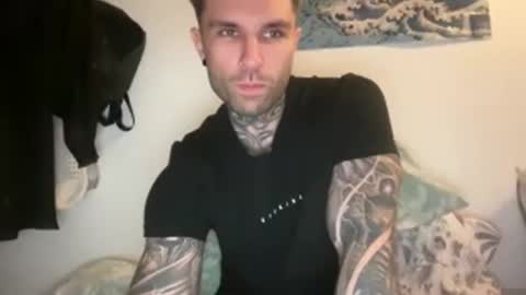 Snapshot of larsskeet chatting on December 5, 2025, 6:04 pm larsskeet online show from December 5, 2025, 6:04 pm