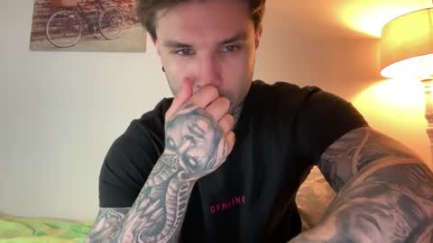 Snapshot of larsskeet chatting on February 23, 2026, 5:21 pm larsskeet online show from February 23, 2026, 5:21 pm