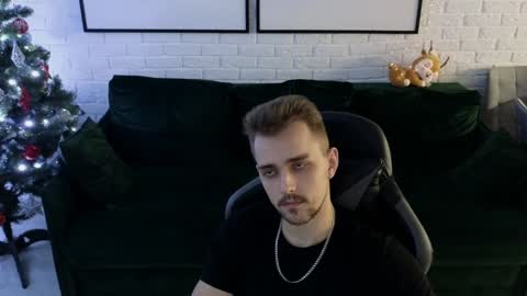 Lars online show from December 8, 2024, 1:24 am