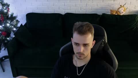 Lars online show from December 15, 2024, 5:02 am