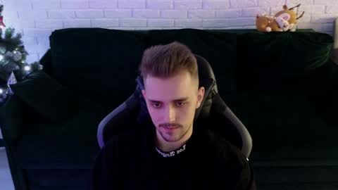 Lars online show from December 23, 2024, 2:35 am