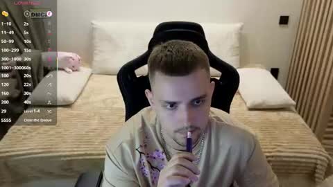 Lars online show from July 9, 2026, 10:14 pm