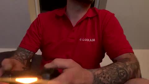 Snapshot of larsvegas1895 chatting on January 21, 2025, 2:22 am larsvegas1895 online show from January 21, 2025, 2:22 am