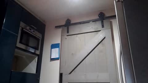 Snapshot of latexboy1986 chatting on December 17, 2025, 8:15 pm latex boy 38 online show from December 17, 2025, 8:15 pm