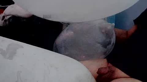 latexchris77 online show from July 4, 2026, 11:16 am