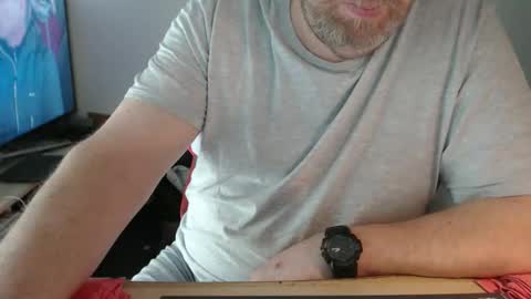 Snapshot of latexloverch71 chatting on May 16, 2026, 12:15 pm Andreas Latexlover online show from May 16, 2026, 12:15 pm