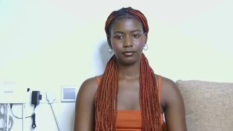 latiffaah_xx online show from March 16, 2026, 11:58 am