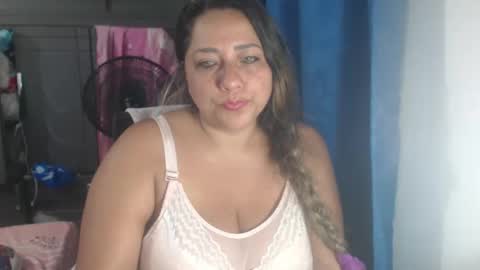 latin_big_boobs online show from May 13, 2026, 11:11 pm