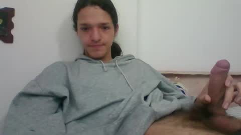 Snapshot of latin_boi6 chatting on January 8, 2026, 3:14 pm Angel online show from January 8, 2026, 3:14 pm