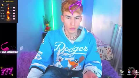 Snapshot of latin_boysxxx_ chatting on March 22, 2026, 2:04 am latin_boysxxx_ online show from March 22, 2026, 2:04 am