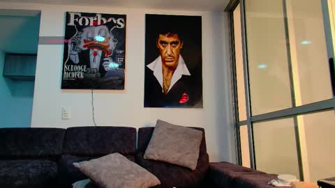 Snapshot of latin_couple77 chatting on November 15, 2025, 12:30 am Sara y Andy online show from November 15, 2025, 12:30 am