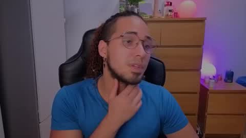 Snapshot of latin_luxury_i chatting on October 28, 2025, 6:54 pm Free OF online show from October 28, 2025, 6:54 pm