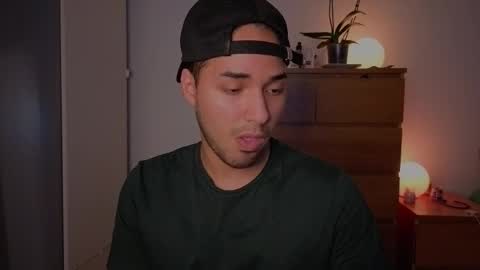 Snapshot of latin_luxury_i chatting on December 17, 2025, 11:49 am Free OF online show from December 17, 2025, 11:49 am