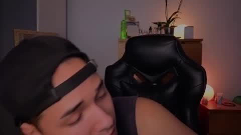 Snapshot of latin_luxury_i chatting on December 18, 2025, 11:27 am Free OF online show from December 18, 2025, 11:27 am