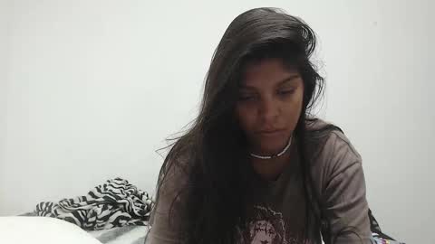 Snapshot of latin_meg chatting on January 16, 2026, 6:12 pm M E G A N online show from January 16, 2026, 6:12 pm