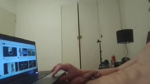 latin_pap online show from October 27, 2025, 12:15 am