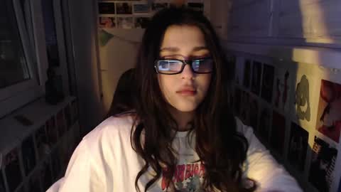 Snapshot of latina_mia chatting on January 19, 2025, 4:46 pm miiiiiiaaaa online show from January 19, 2025, 4:46 pm