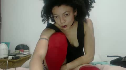 Snapshot of latinadreamy chatting on January 22, 2025, 12:38 am Latinacoka online show from January 22, 2025, 12:38 am