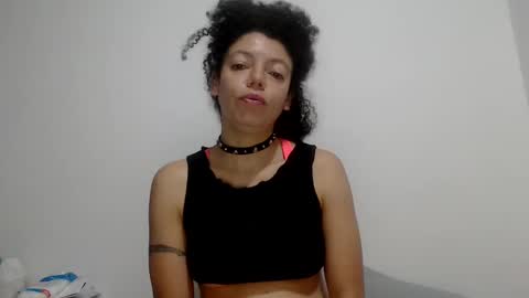 Snapshot of latinadreamy chatting on January 29, 2025, 11:09 am Latinacoka online show from January 29, 2025, 11:09 am