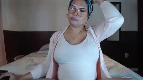 FLOR SALVAJE online show from March 29, 2026, 10:10 pm