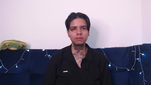 Snapshot of latinaleksa chatting on December 15, 2024, 5:53 pm Alex online show from December 15, 2024, 5:53 pm