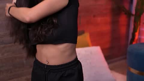 Snapshot of latinaloco chatting on November 30, 2025, 1:26 pm Latina online show from November 30, 2025, 1:26 pm